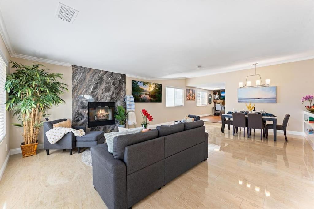 Seabreeze-Modern Home W Outdoor Living&Near Beach Huntington Beach Buitenkant foto