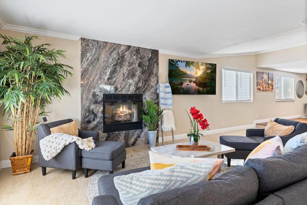 Seabreeze-Modern Home W Outdoor Living&Near Beach Huntington Beach Buitenkant foto